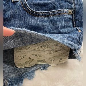 American Eagle Outfitters Jean Denim shorts Size 4